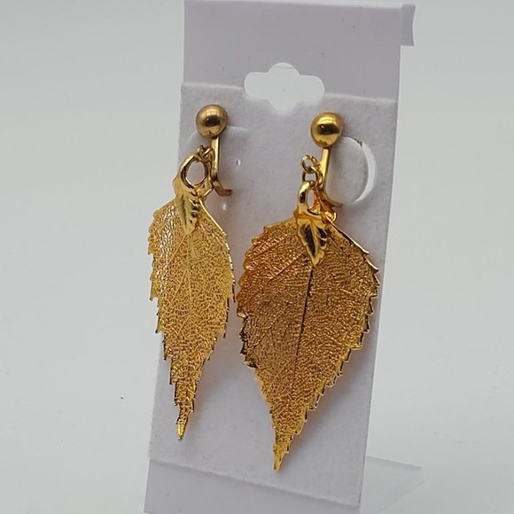 Vintage Shiny Gold Tone Dangle Earrings 2.5" Drop Retro Leaf Clip Ons P6 - Picture 2 of 3